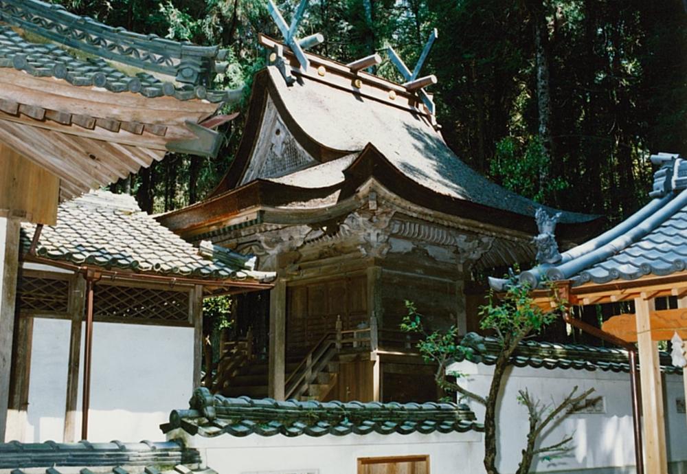 大原大歳神社本殿