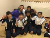 へ