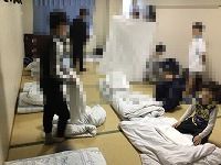 へ