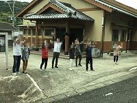 り