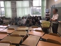 ひ