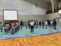 ひ