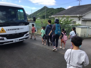 プール