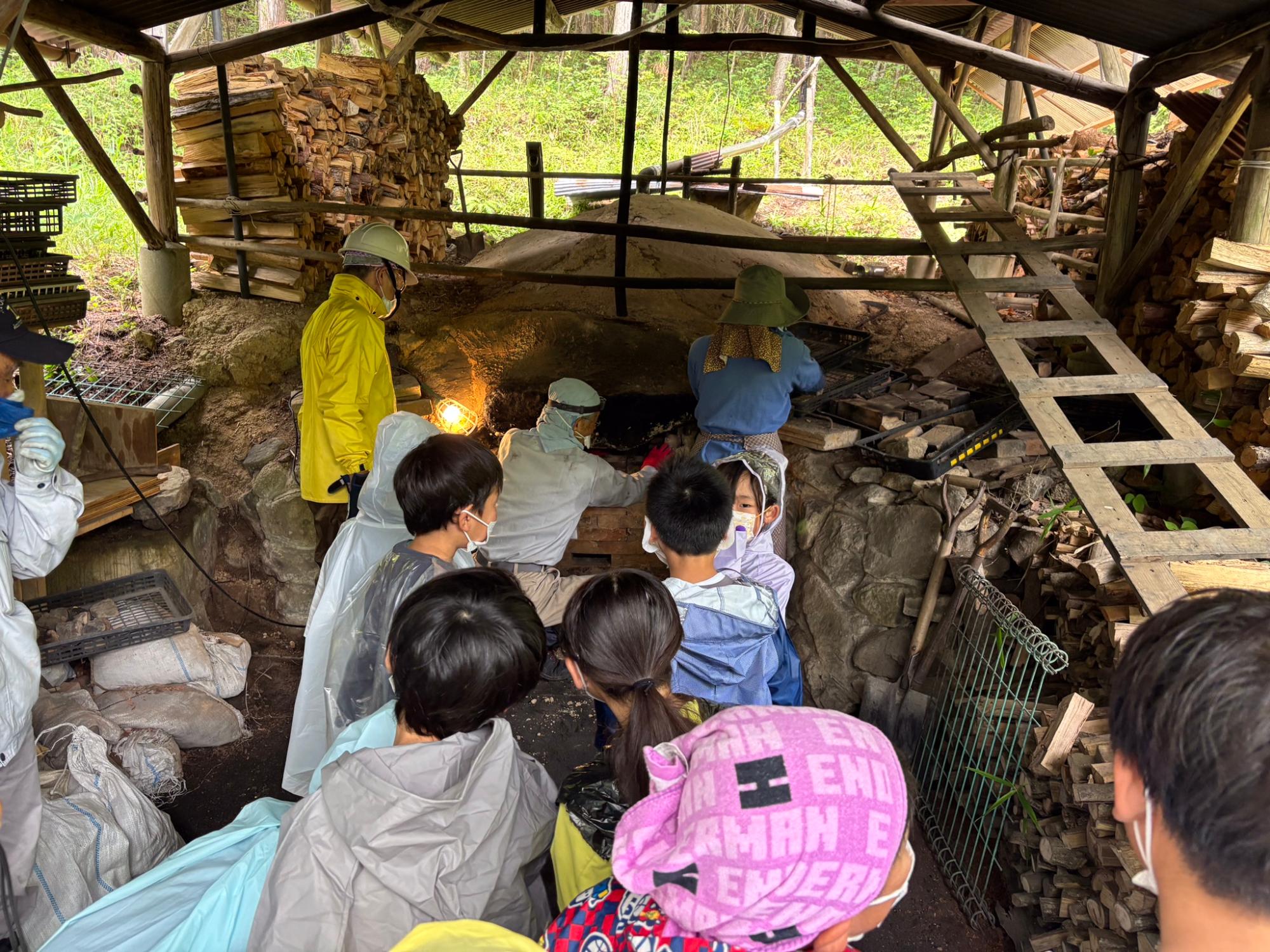 ナナマツ花炭取り出し