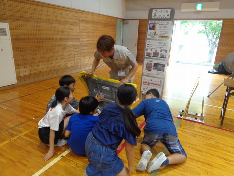 20250701tsutsujimonodukuritaiken5nen4