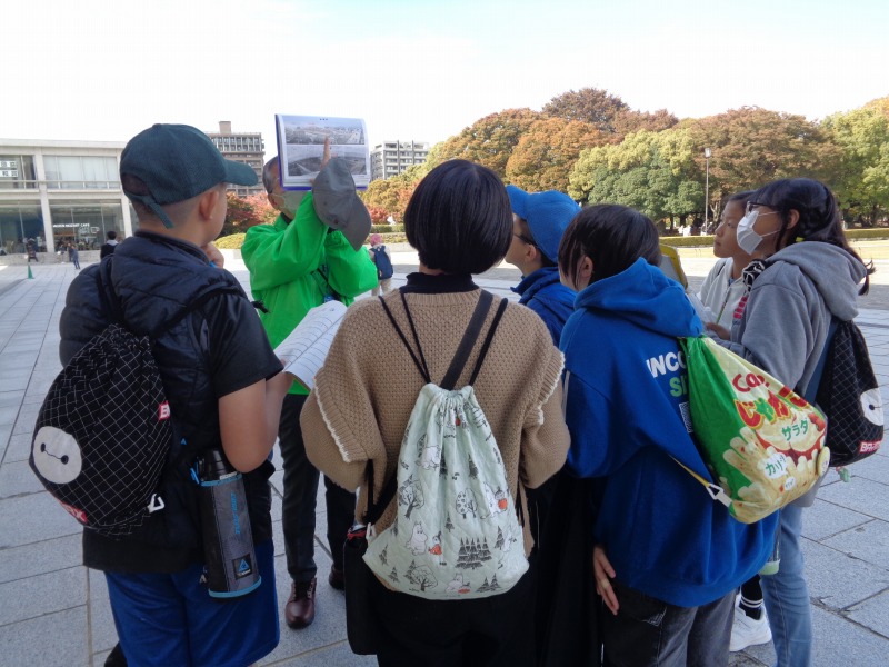 20251111tsutsuji6nensyuugakuryokouhimeguri