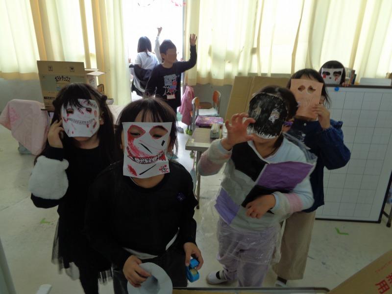 20251031tsutsuji2nenharowingakkatsu