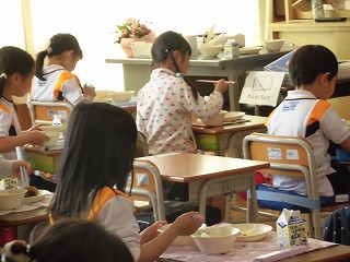 20260425gakuennsyou1nen2kumikyuusyoku