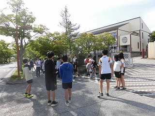 20260511gakuennsyouaisatsuunndou