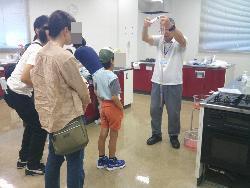水の不思議について実験中！