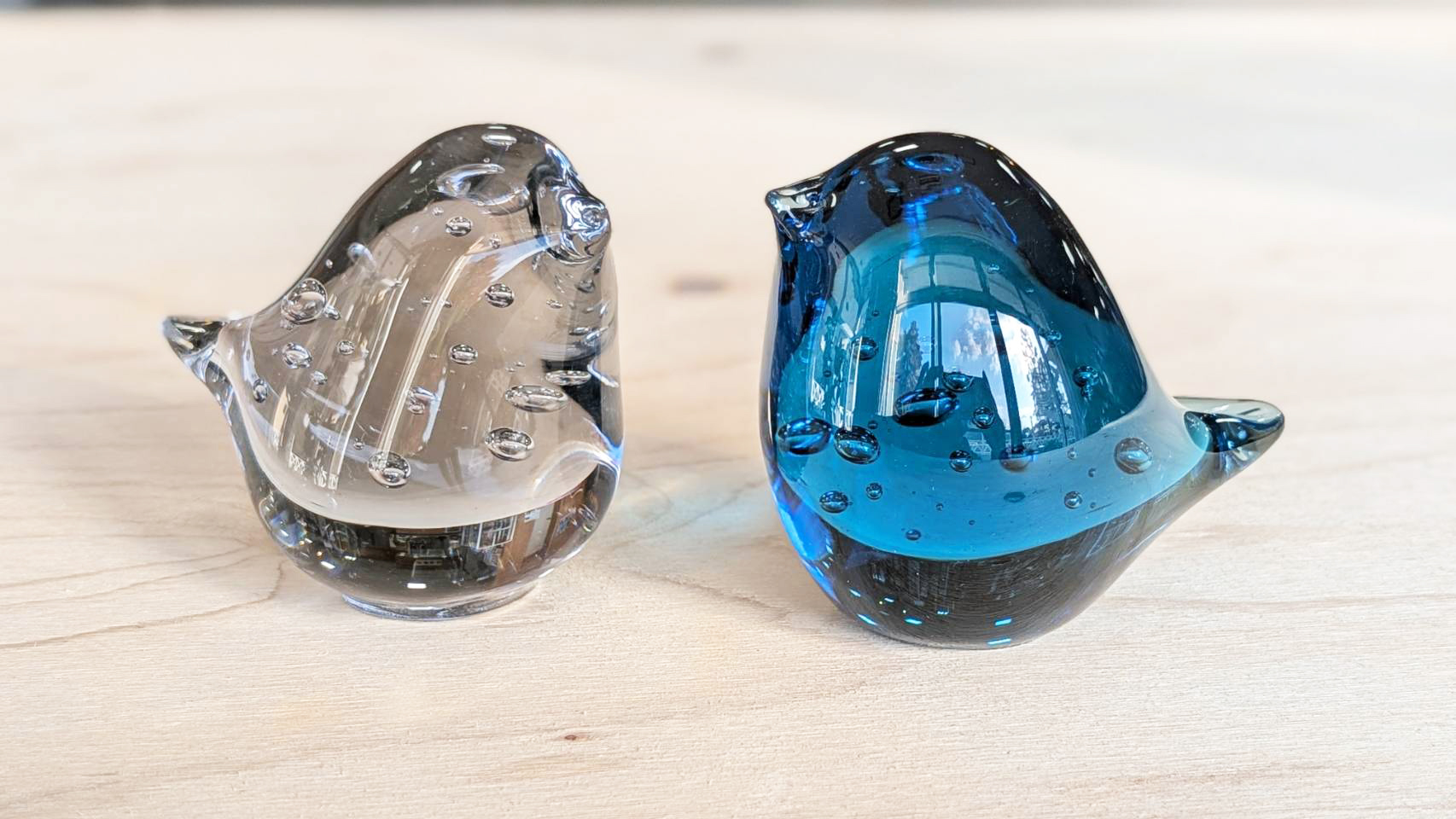 （イメージ）鳥のペーパーウェイト