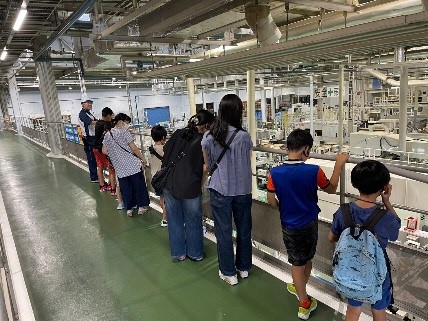 段ボールおもしろ教室の様子