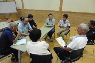 地区定例会の様子