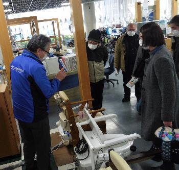 視察研修の様子