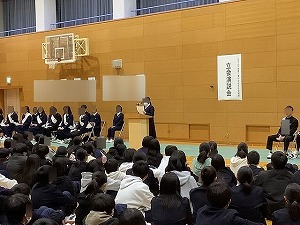 立会演説会