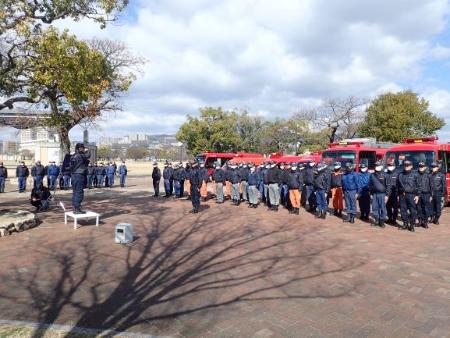 緊急消防援助隊（兵庫県大隊3次隊）出発式の様子