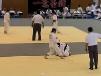 じ