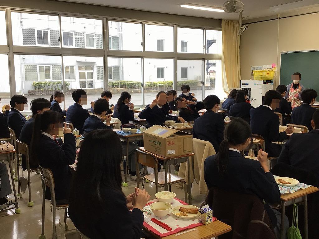 3年最後の給食1