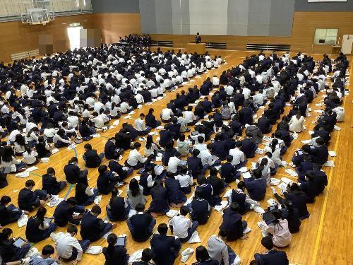 生徒総会の様子
