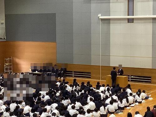 生徒総会の様子
