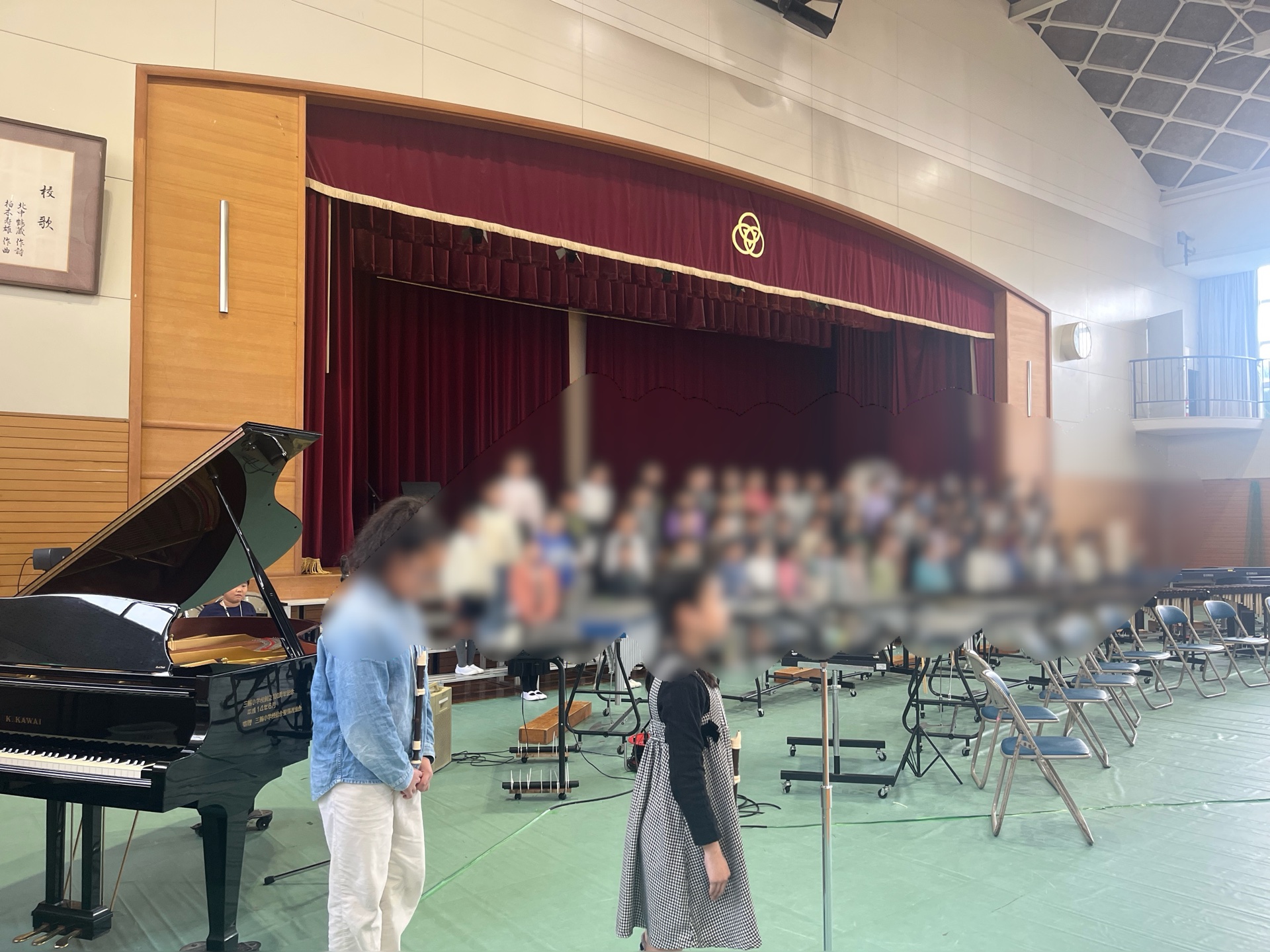 連音ステージで学校紹介をします