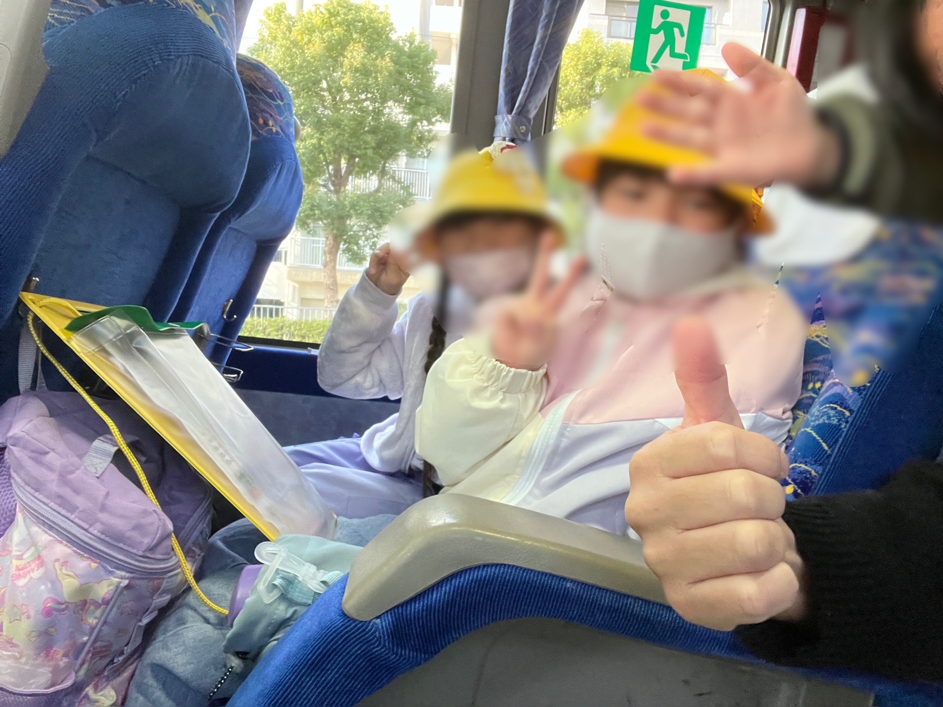 いきしのバスの中で