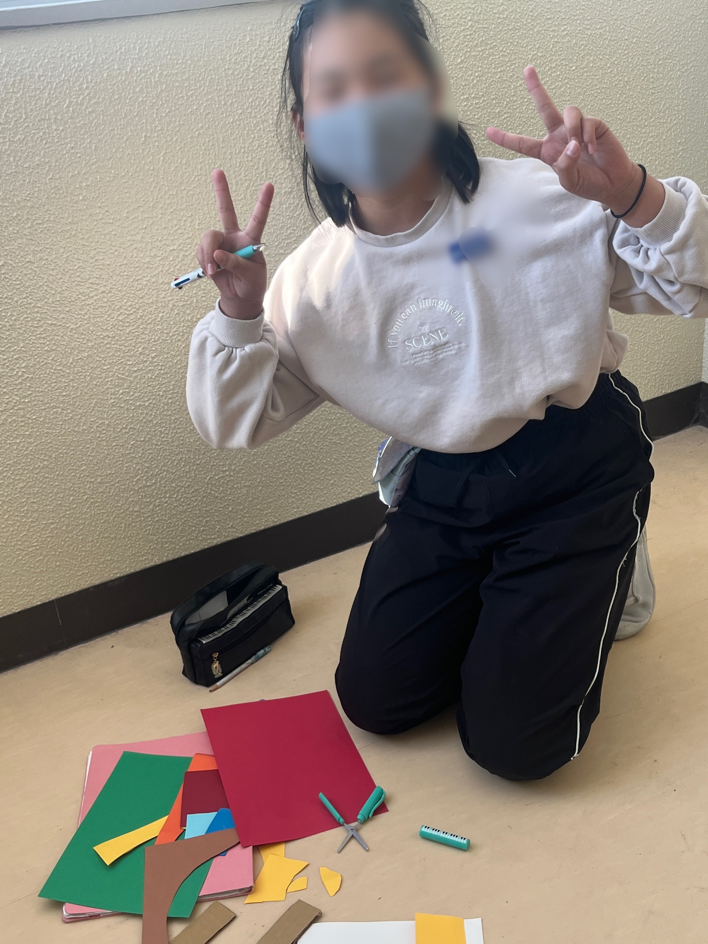 何やら楽し気で