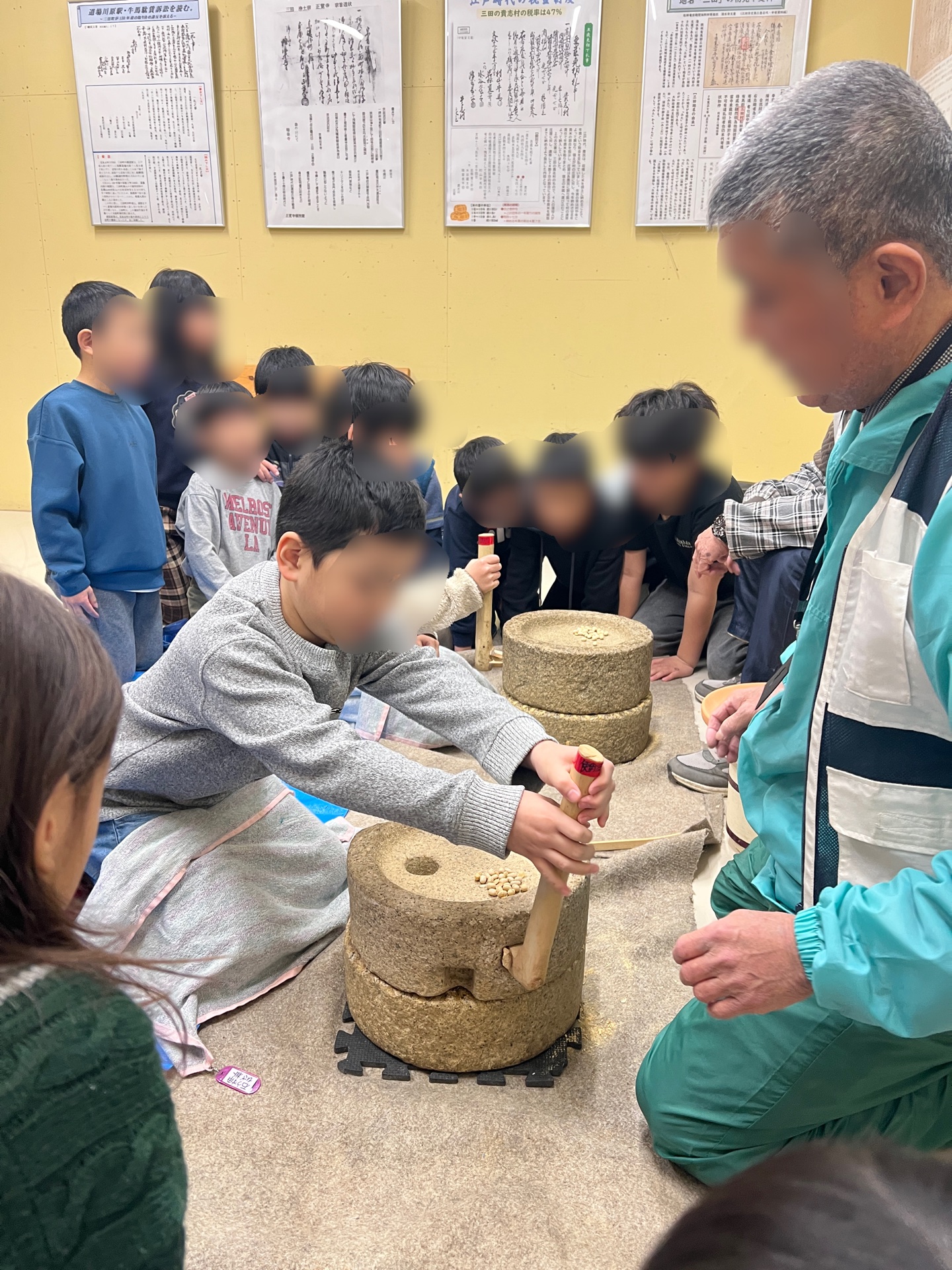 うんとこしょ、どっこいしょ