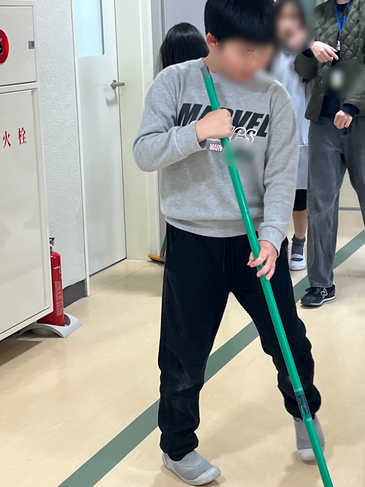 すぐさま、掃除に切り替わる