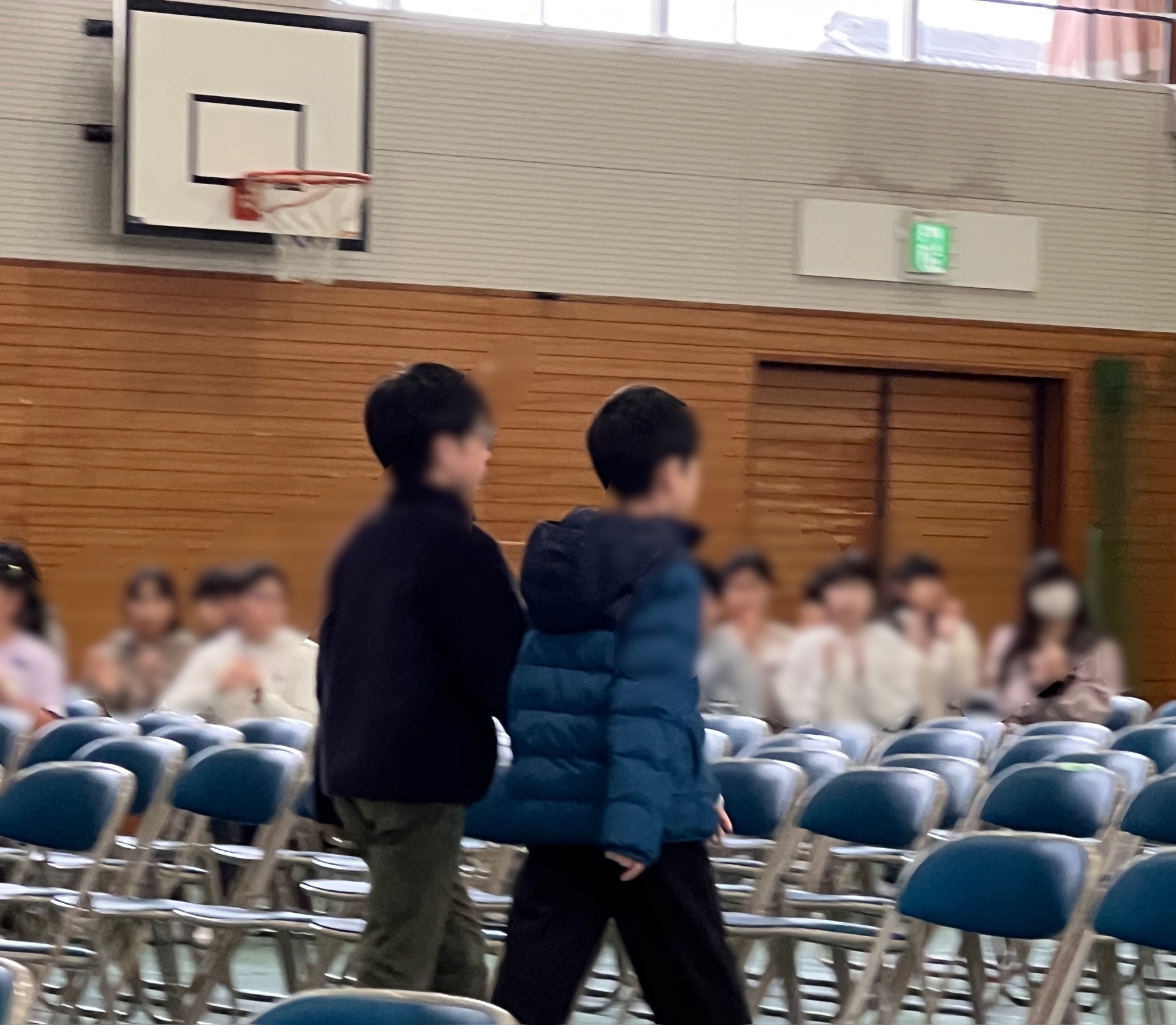 顔は見えないけれど、はればれとしてる