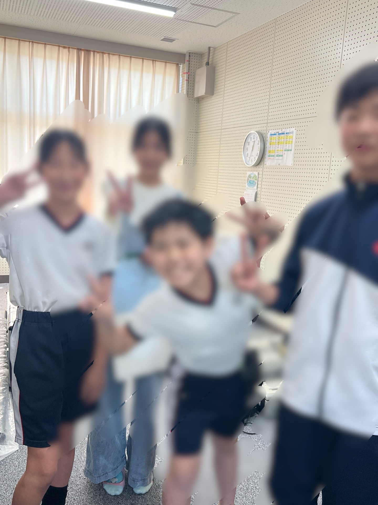 給食時のお昼の放送はまかせろ