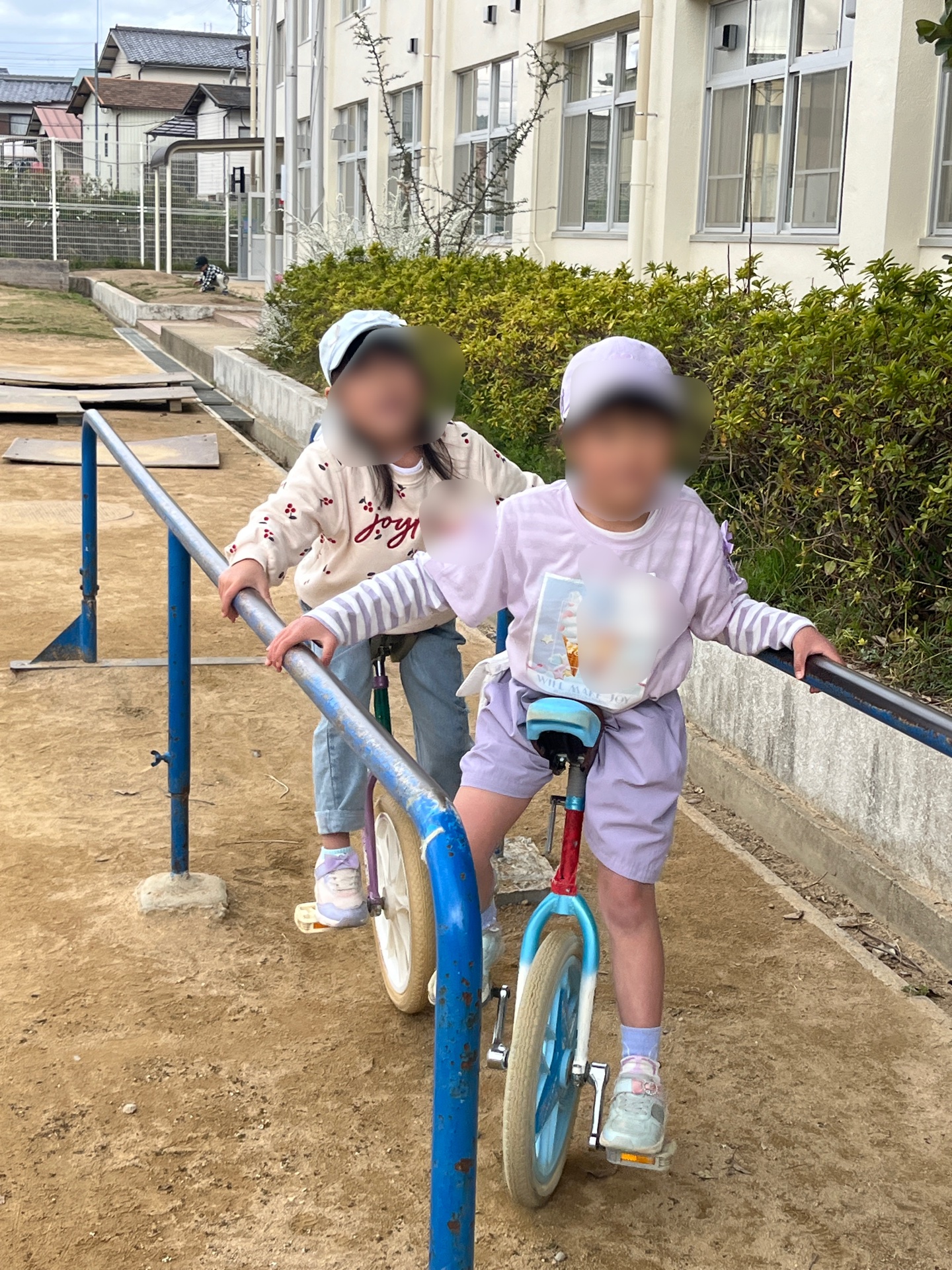 今日も一輪車練習がんばっていますよう