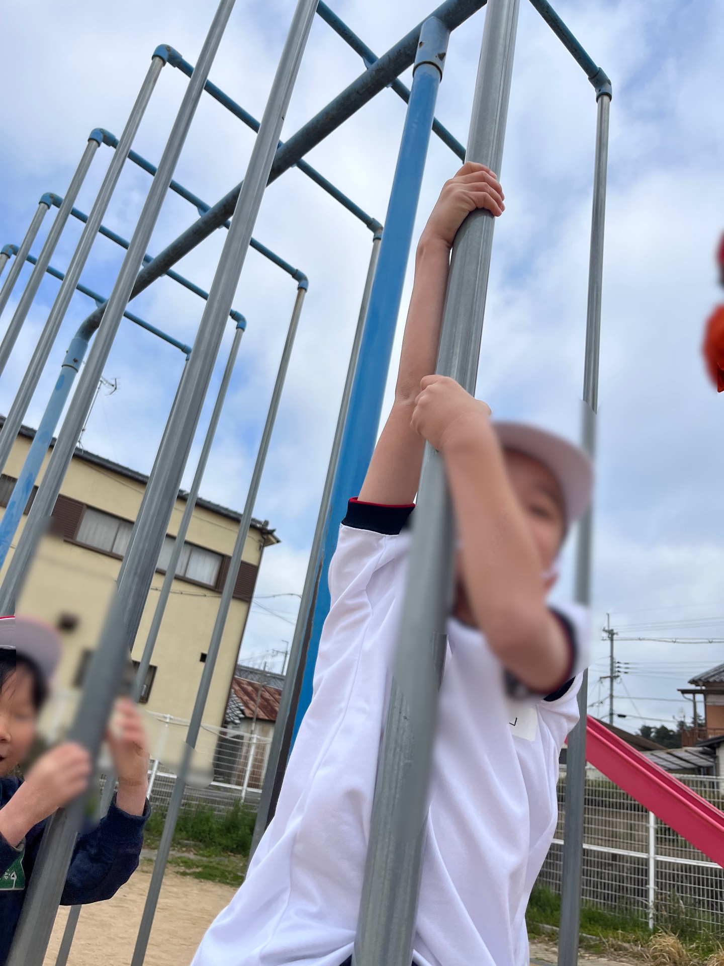 つい裸足になって、のぼりたくなりますよね