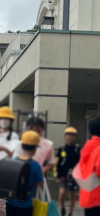 あいさつ運動のタスキがいいですね