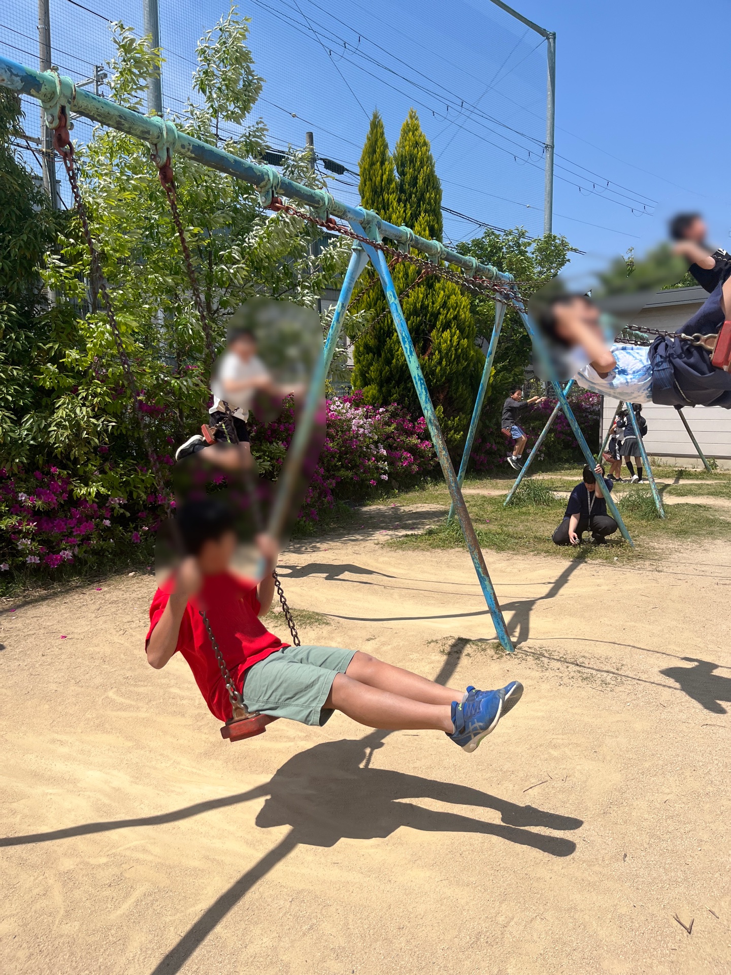 ブランコも大人気
