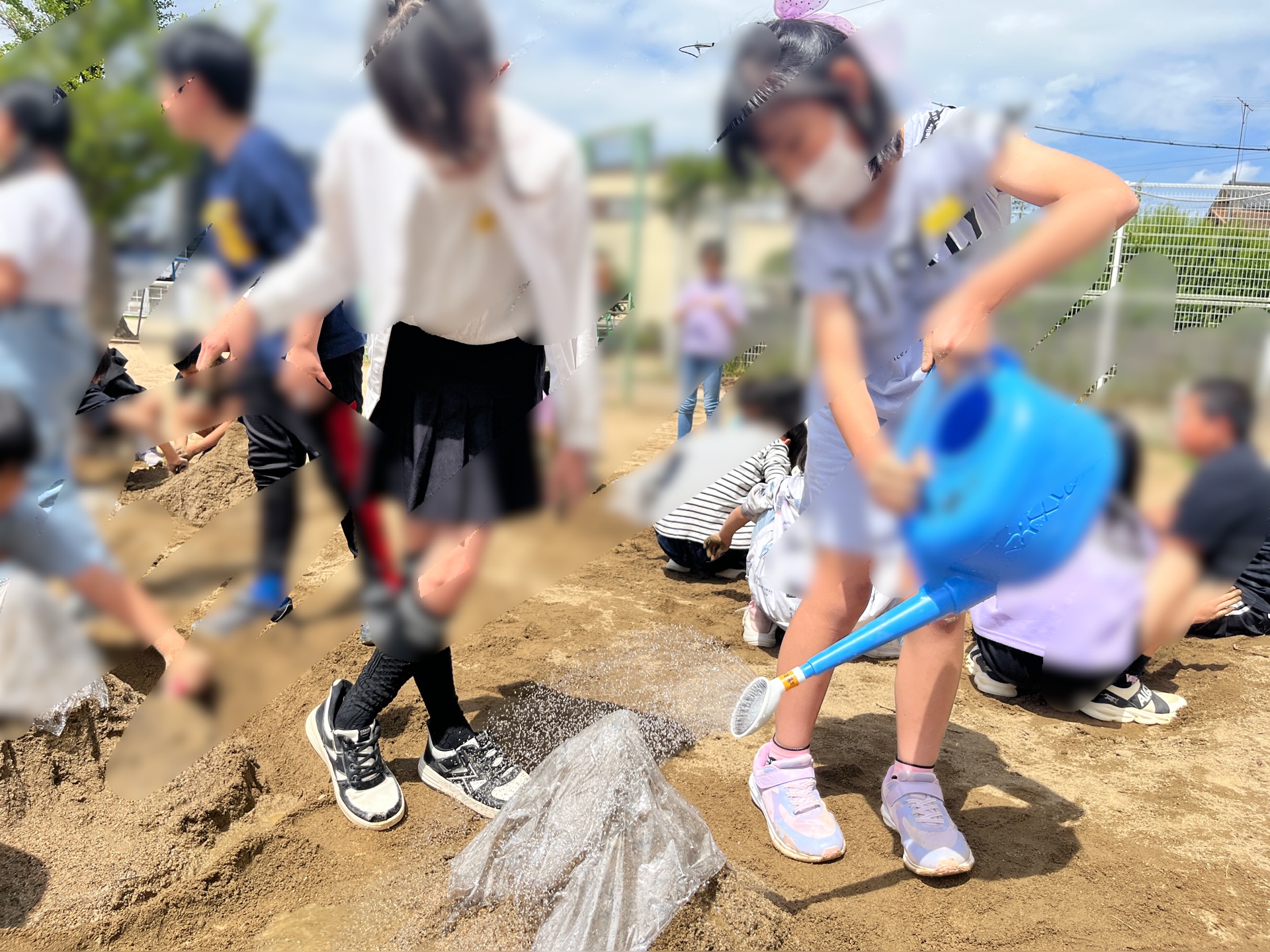 水の流れ方をグループで確認します