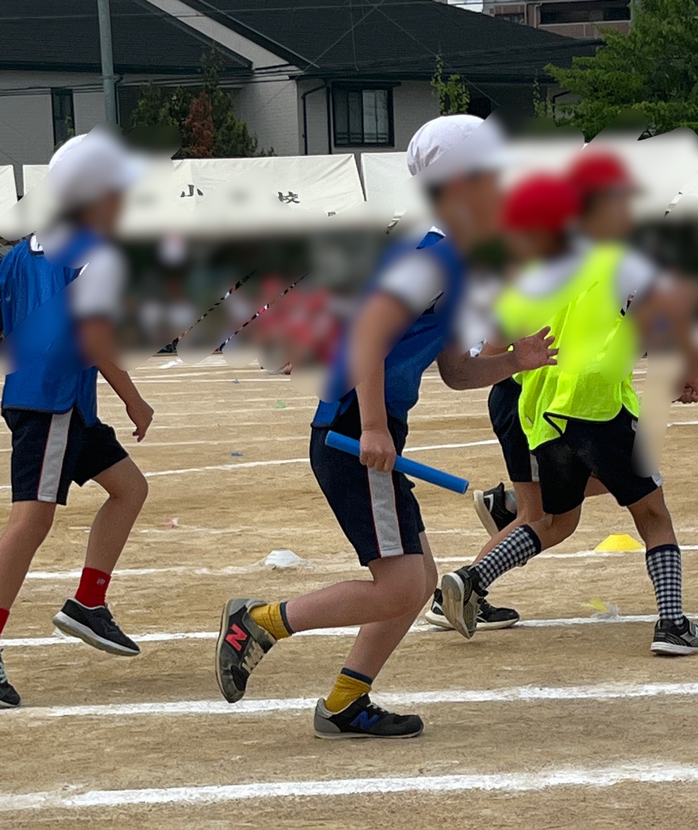 接戦なバトンワーク