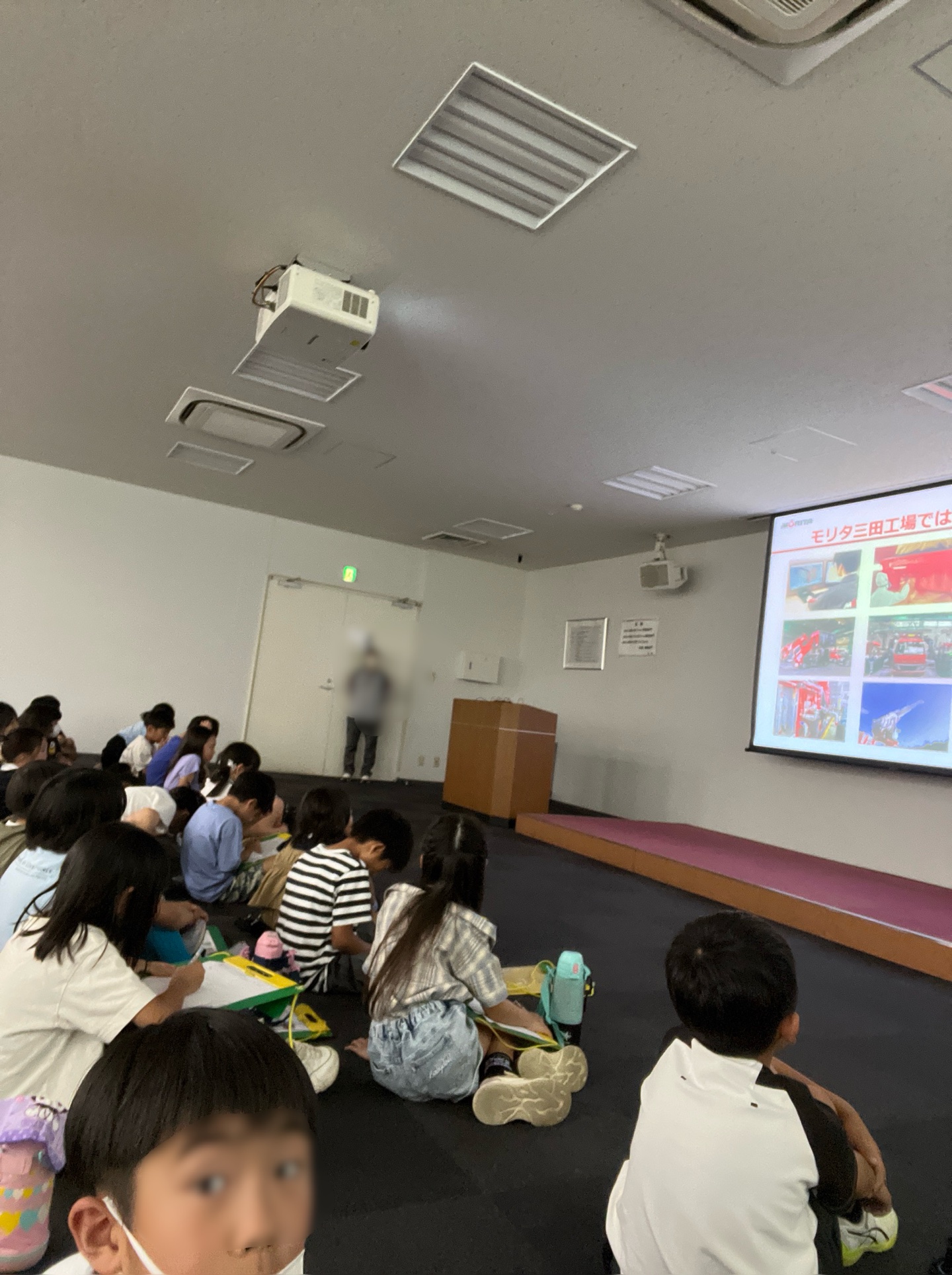 消防車の秘密も聞きました