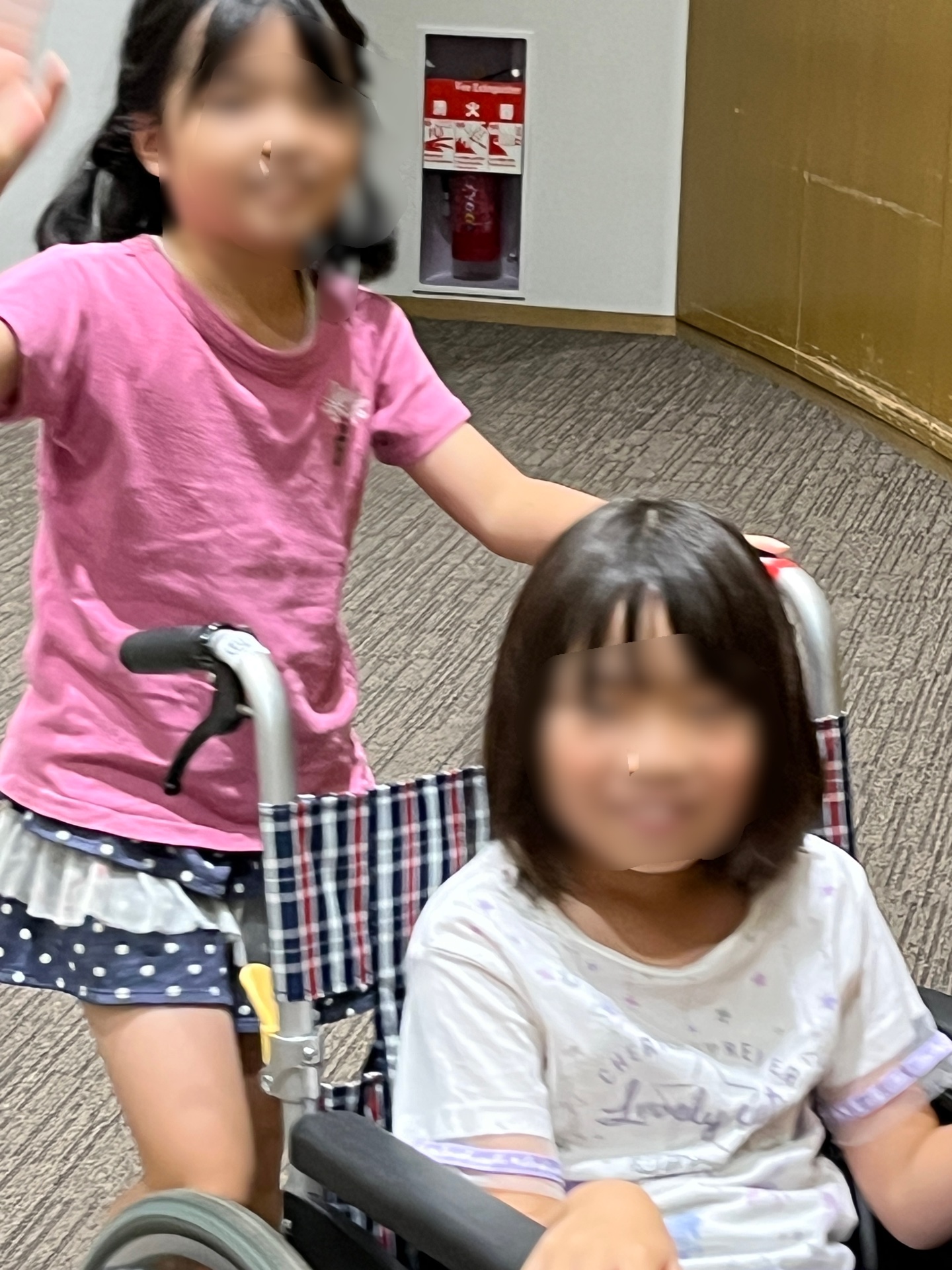 優しさあふれる車いす体験2