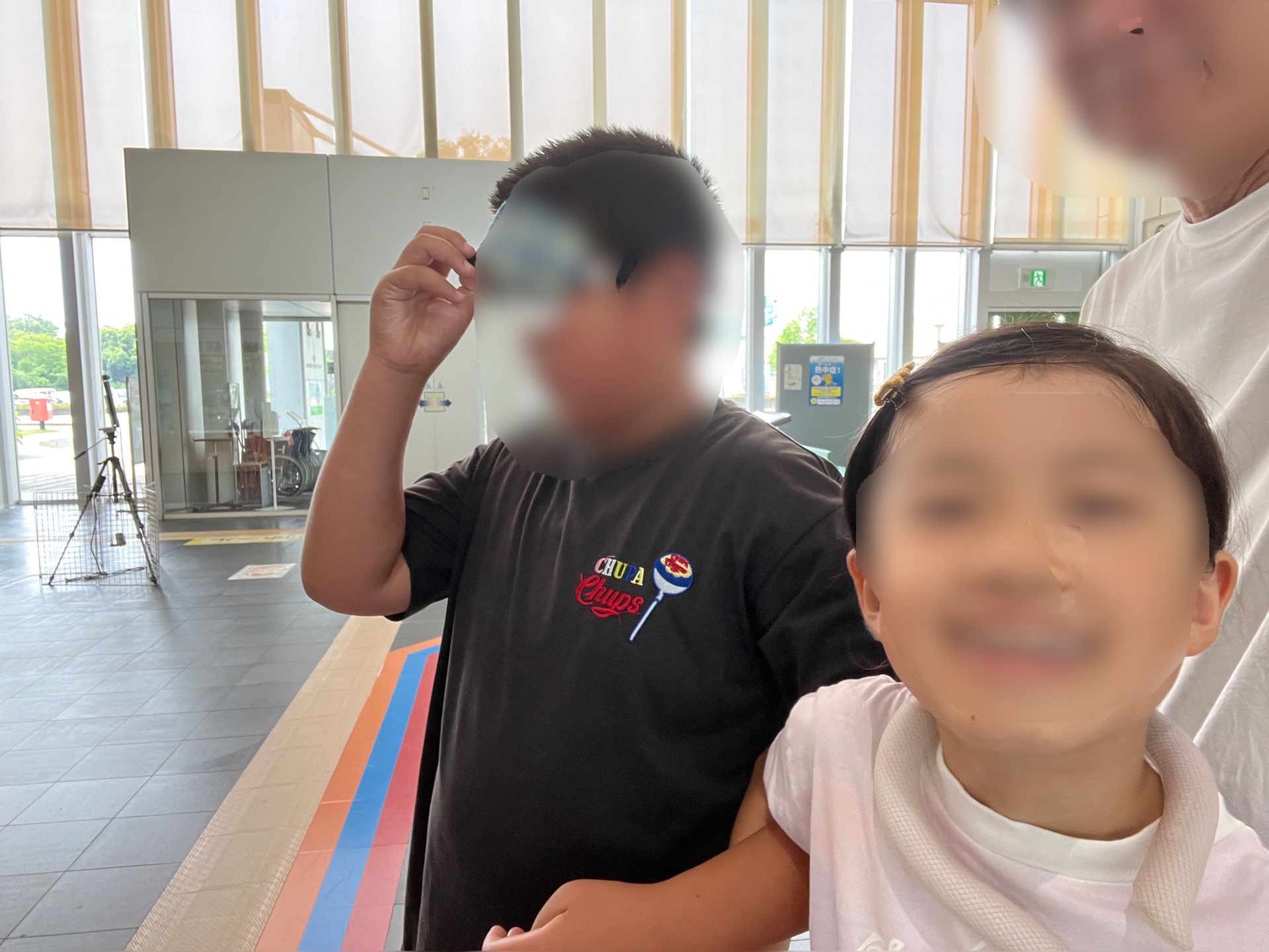 時折、思わずマスクをずらしちゃう