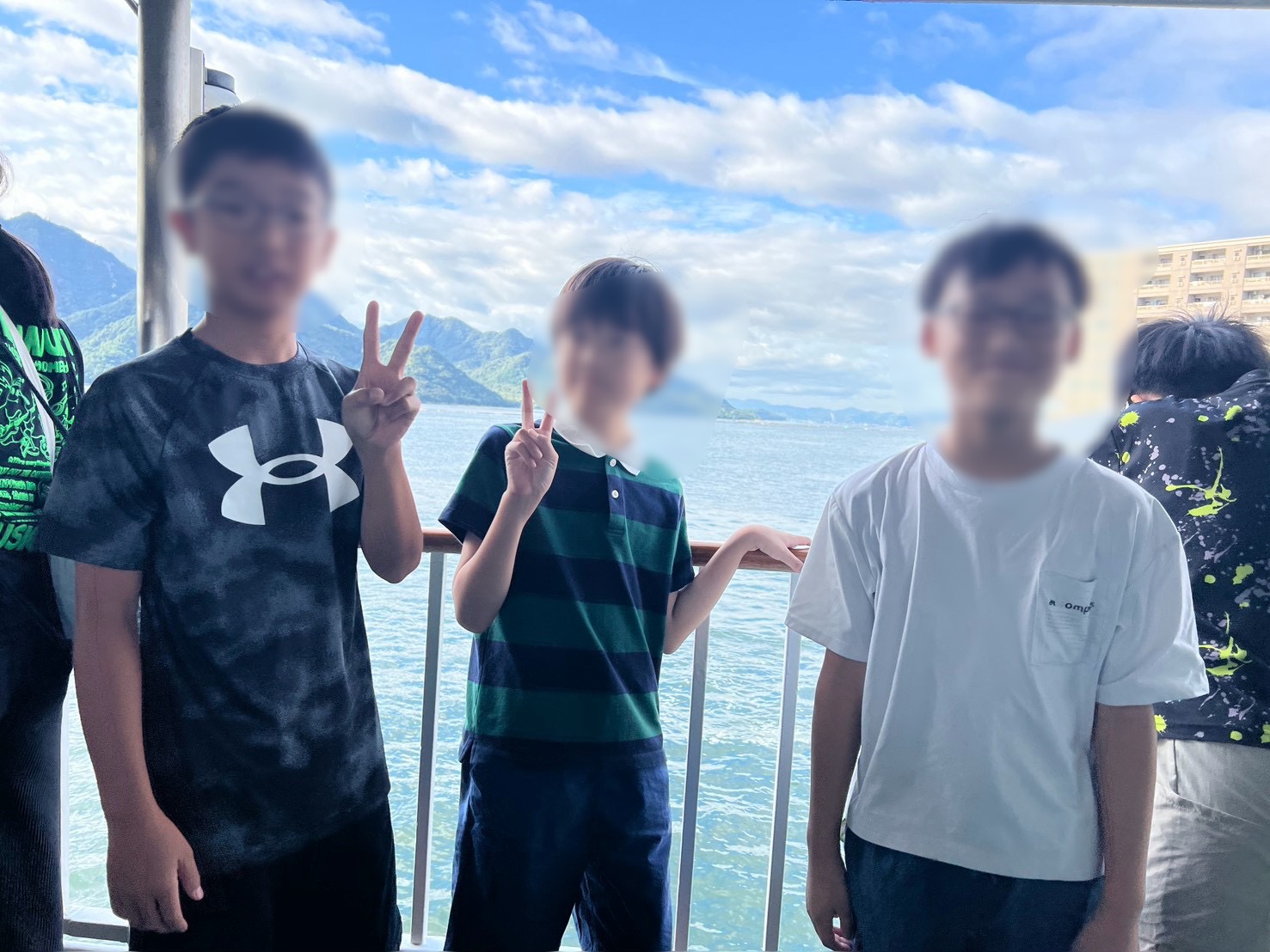 フェリーにて