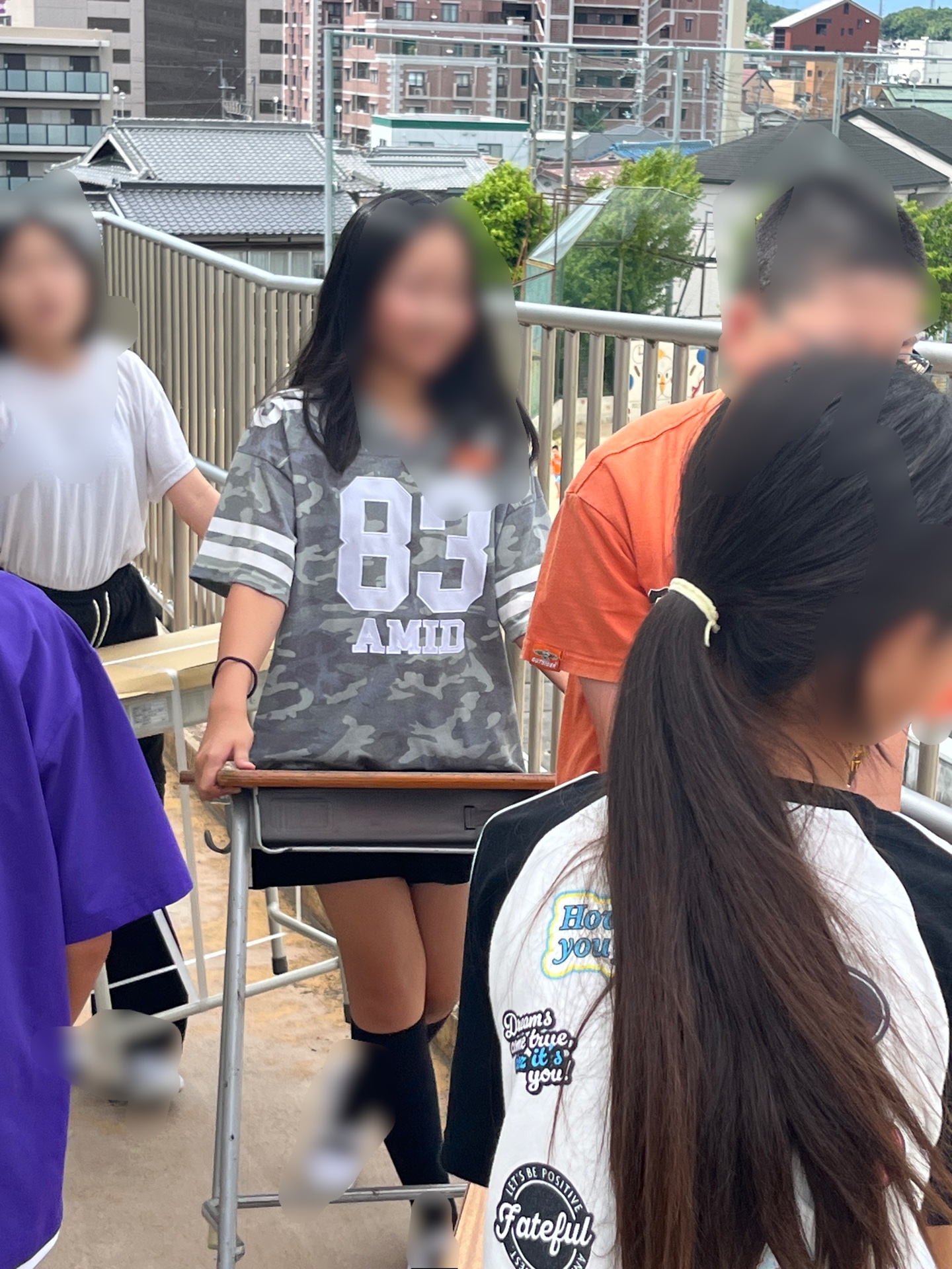 この3回の渡り廊下もきれいになります