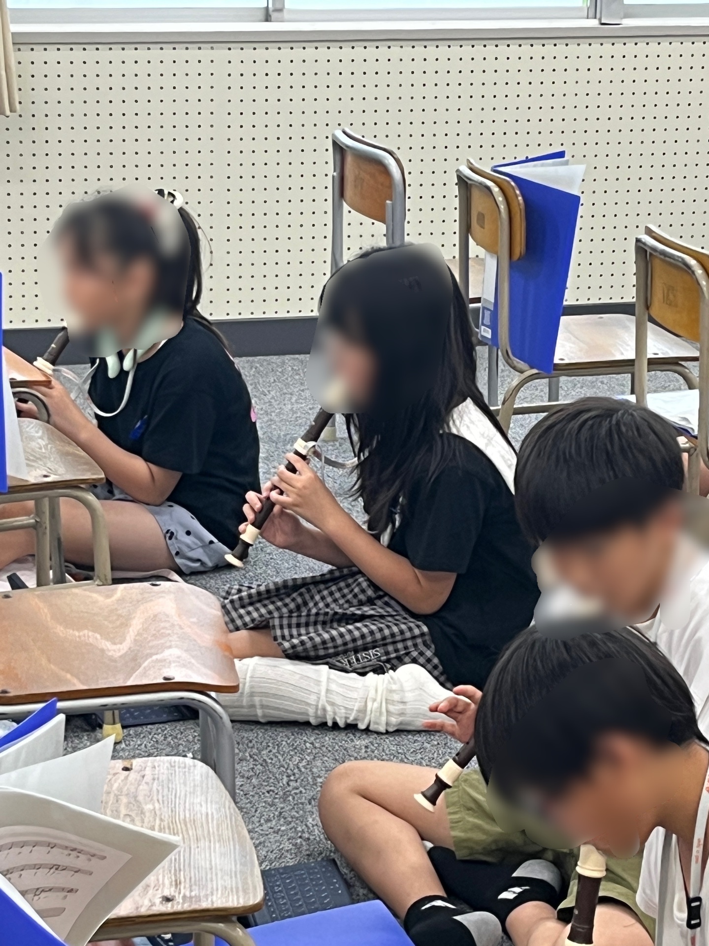 ホールニューワールド