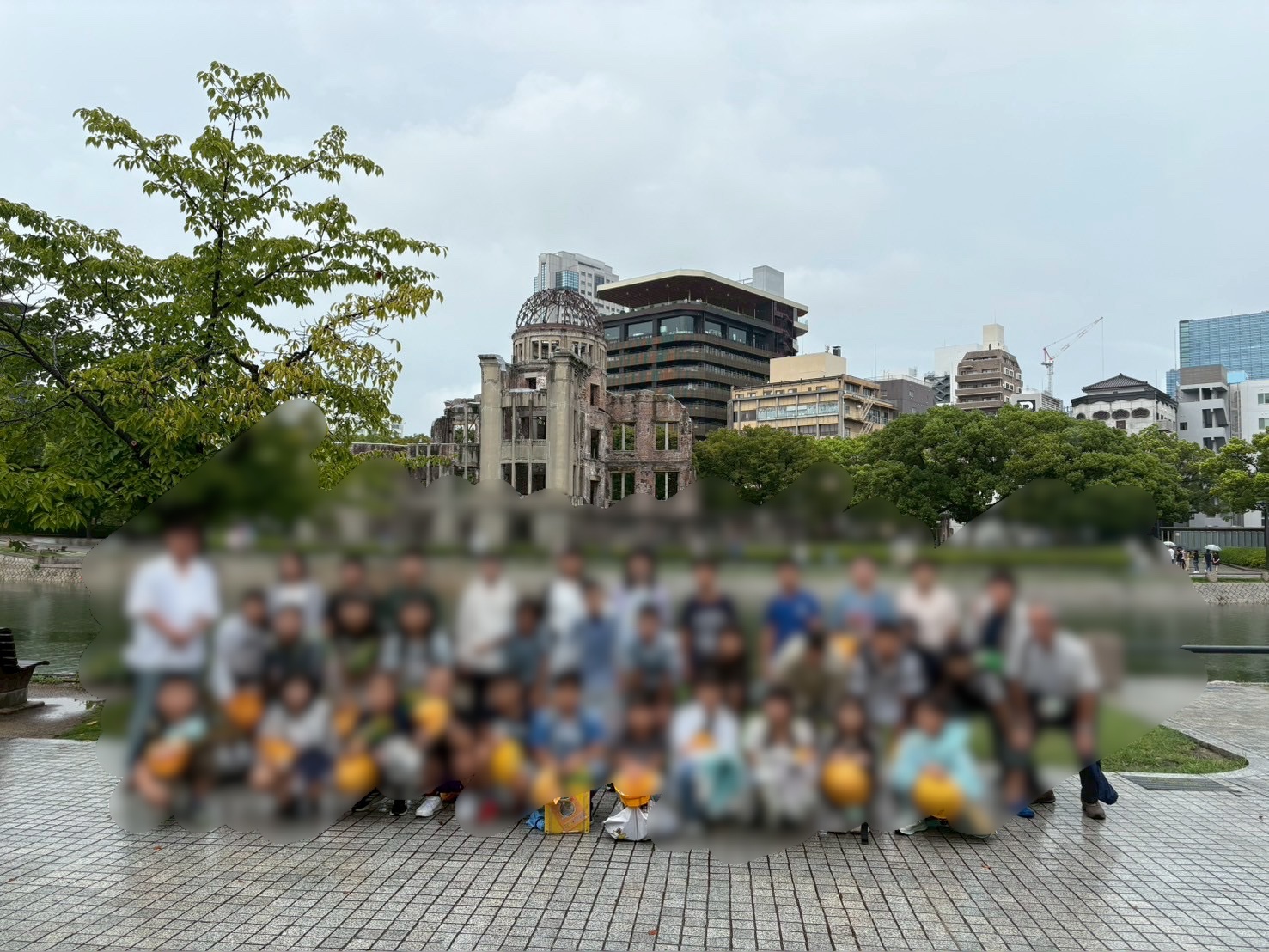 2組原爆ドーム前