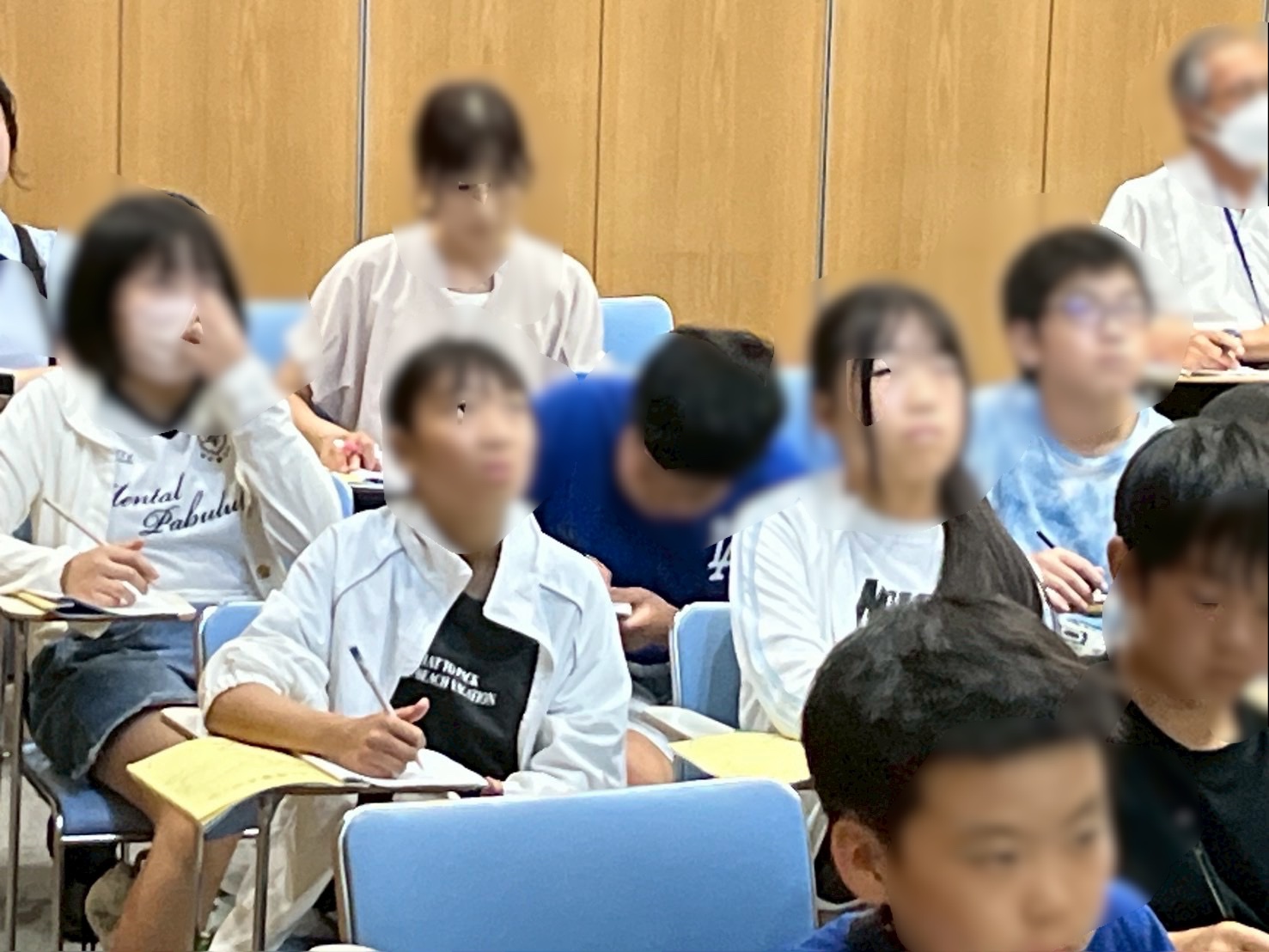 語り部さんにたくさんの感想も出しました