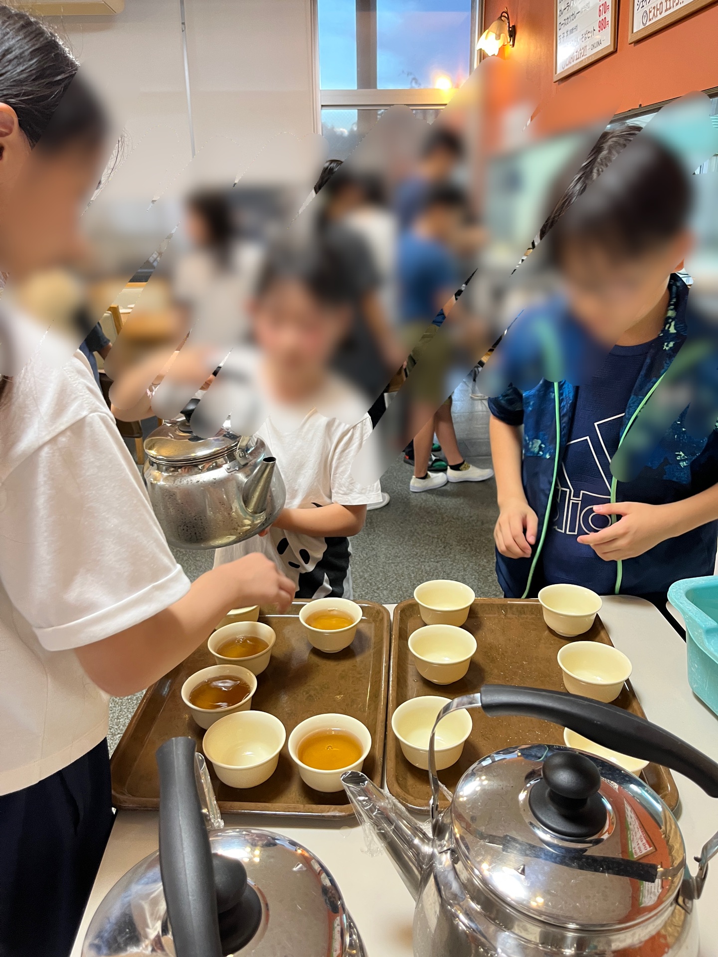 健康の郷での食事の準備