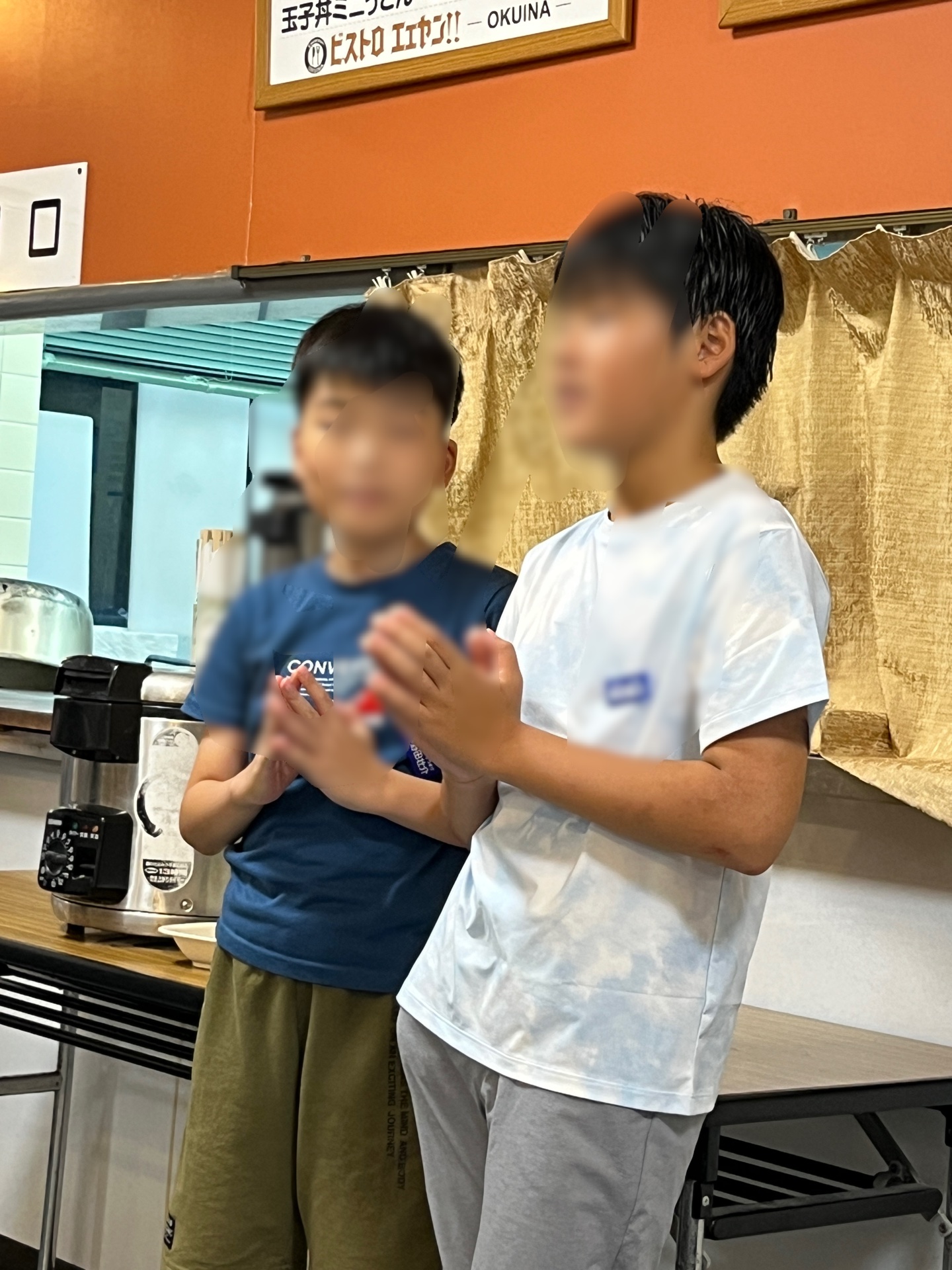 手を合わせましょう、いただきます