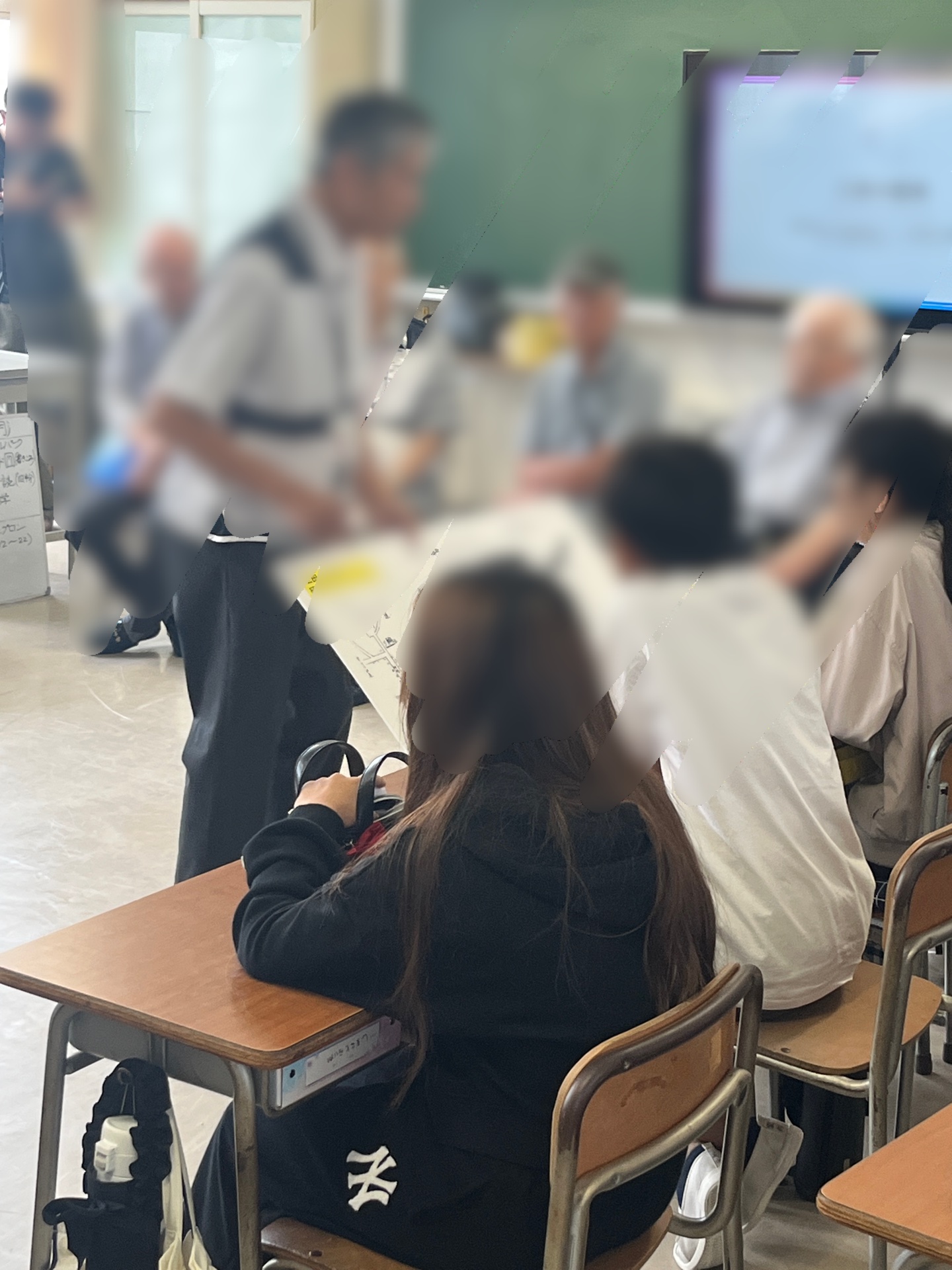 そばに寄ってきてくださってのお話は、緊張感もありました